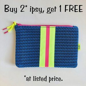 ipsy 3D honeycomb bag NWOT